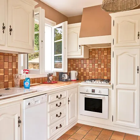 Holiday home Pour 8 Personnes