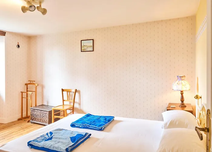 Pour 8 Personnes Leguillac-de-l'Auche